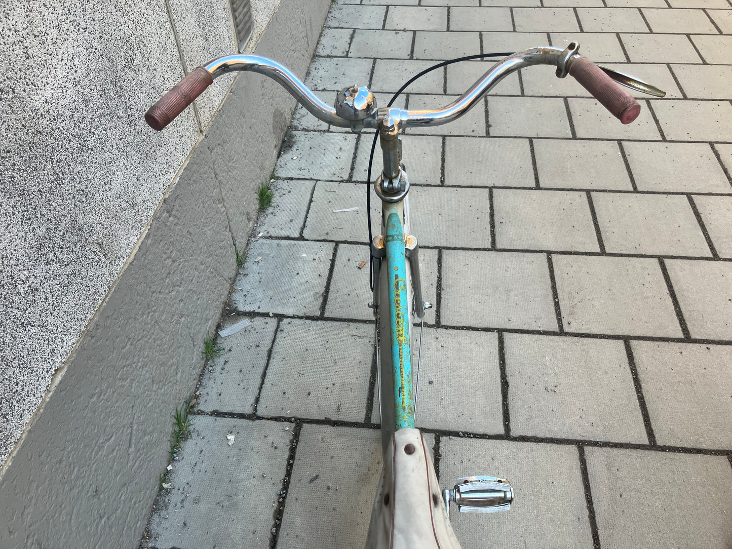 Anrik Crescent Damcykel